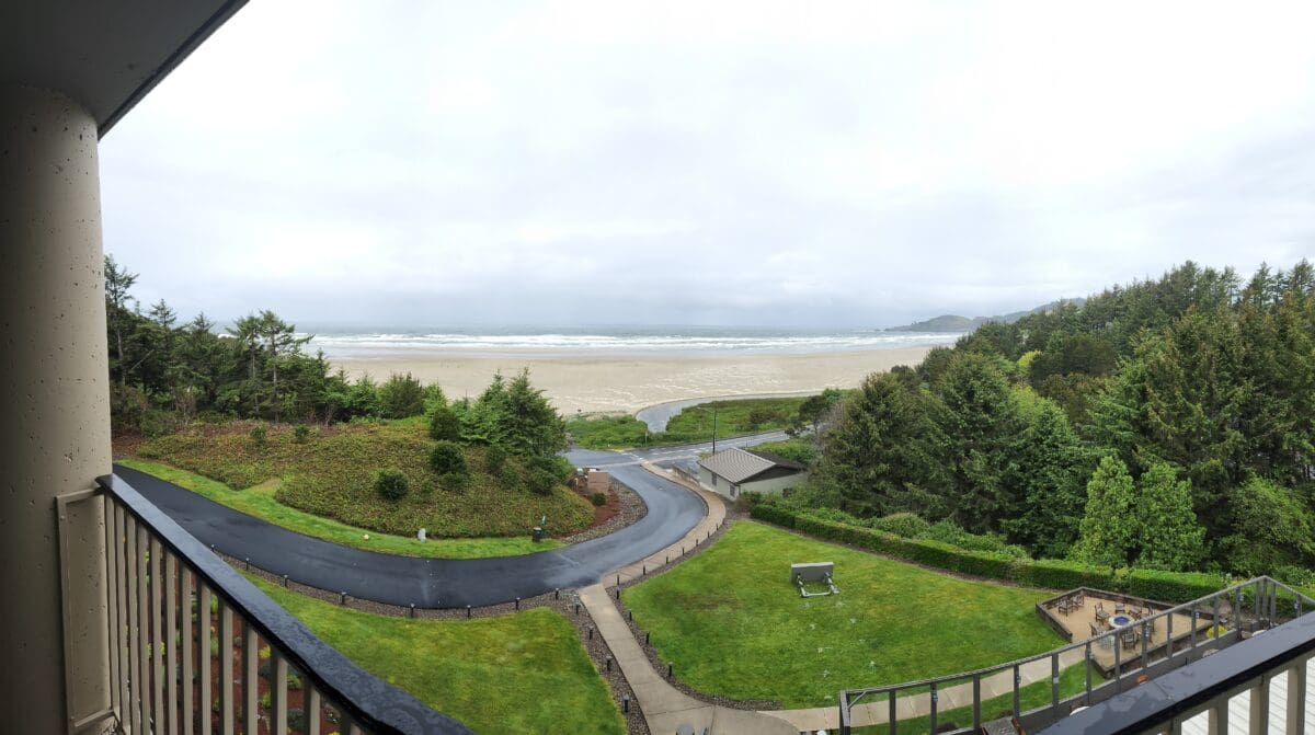 View of Agate Beach from Best Western Plus in Newport Oregon