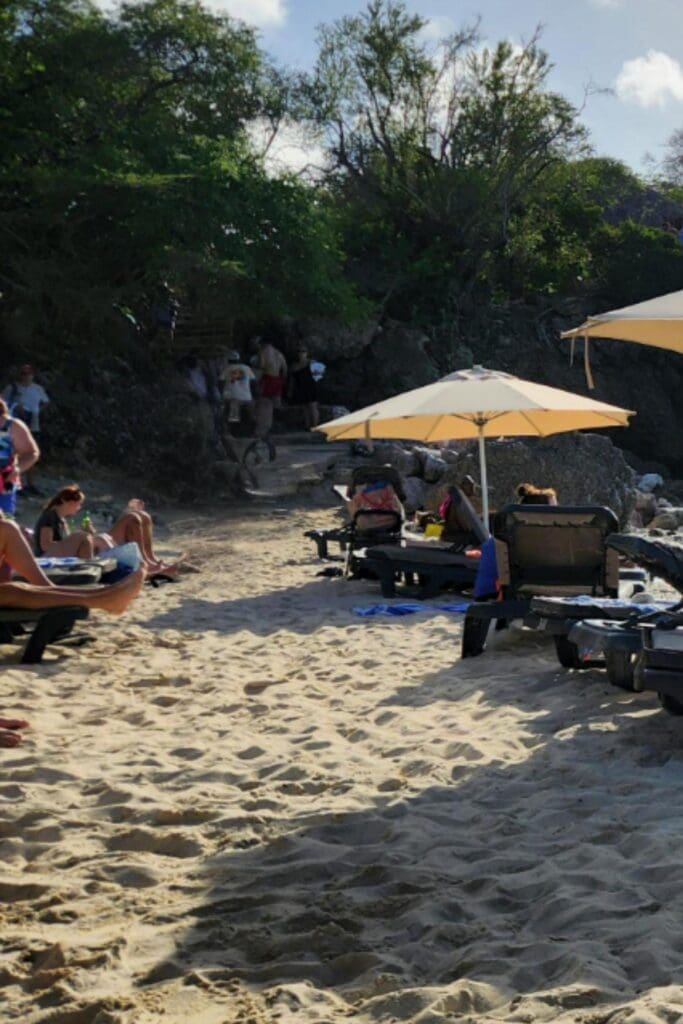 Steps and Access at Grote Knip Beach Curaçao | Dohrn Travels Steps leading from Grote Knip Beach to the parking area in Curaçao
