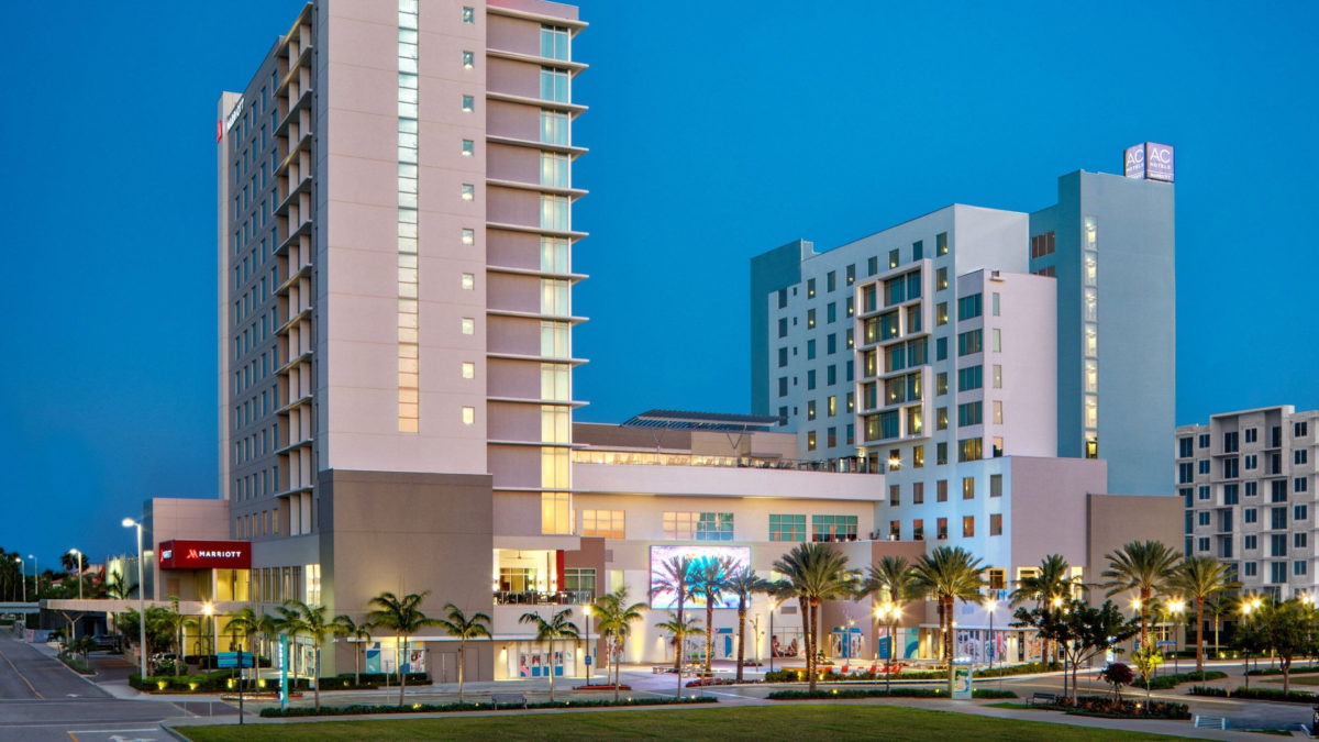 Hotel Near Fort Lauderdale Airport for Cruise Travelers | Dohrn Travels Marriott hotel near Fort Lauderdale Airport for Port Everglades cruise stay