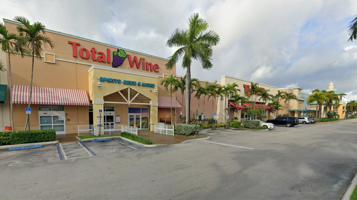 Total Wine near Port Everglades Fort Lauderdale for buying wine before a cruise. shopping near Fort Lauderdale cruise port