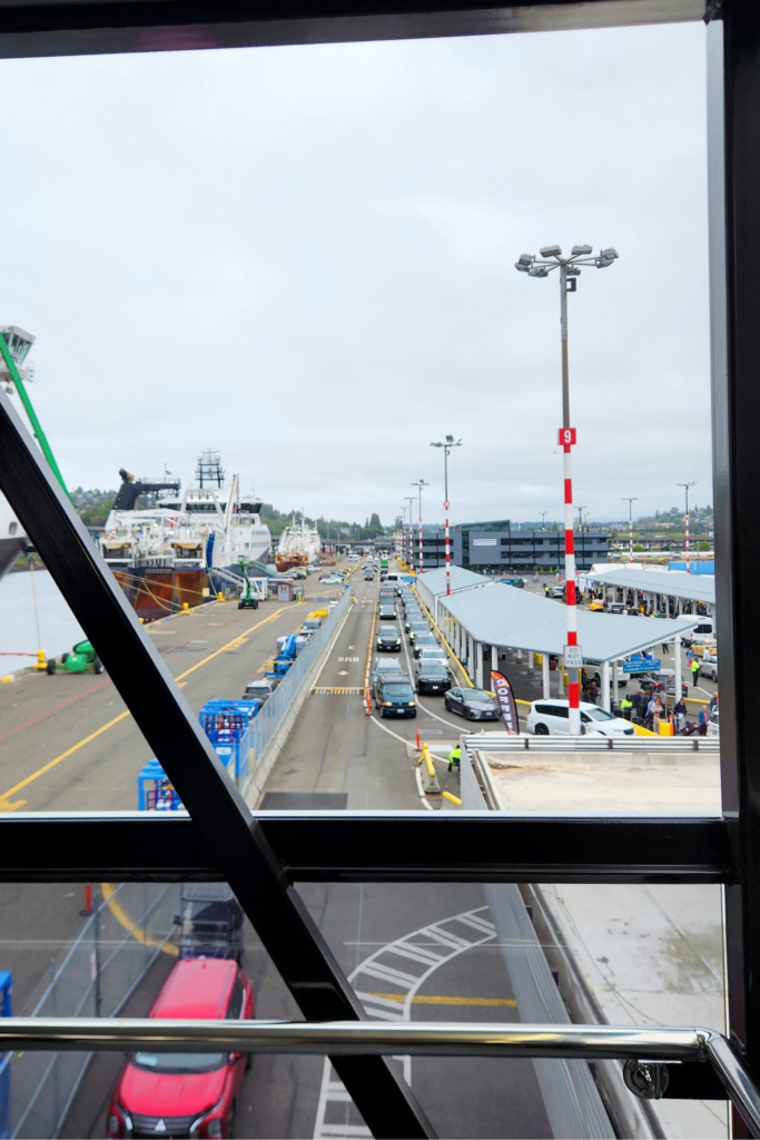 View from the Pier 91 pedestrian walkway overlooking the Seattle cruise terminal and passenger drop-off area.