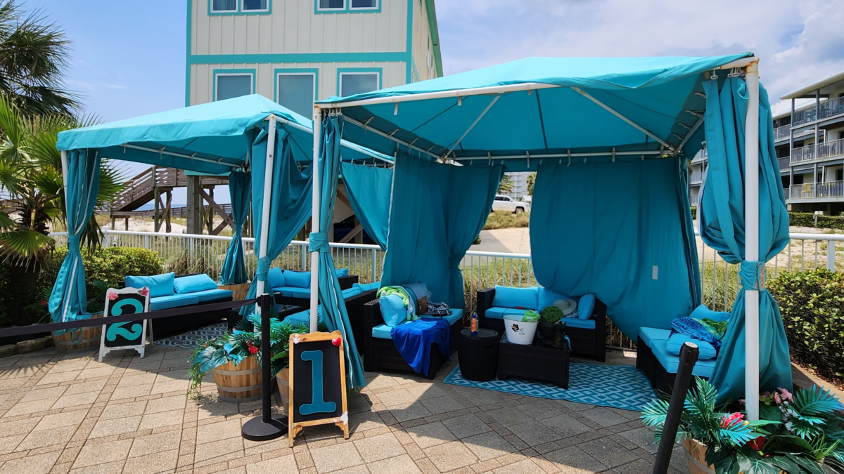 Blue poolside cabanas at Holiday Inn Express Orange Beach
